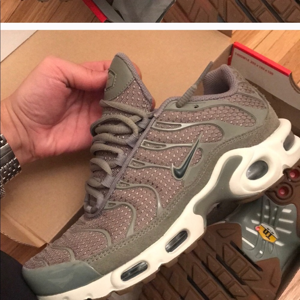 Nike airmax plus new